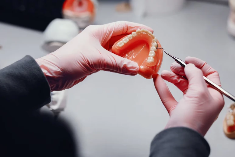 Nöbetçi Dişçi | Sancaktepe - Ümraniye - Üsküdar - Bahçelievler | Özbudent Ağız ve Diş Sağlığı Polikliniği